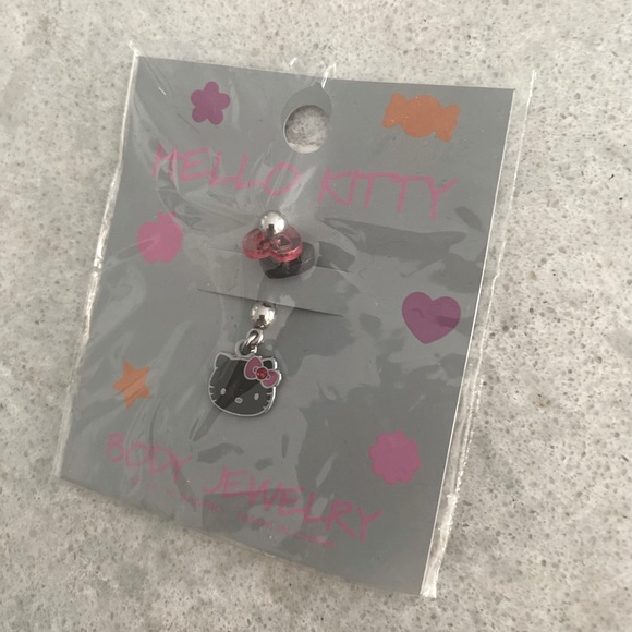 Hello Kitty Bellybutton Ring - Picture 2 of 2